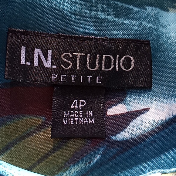 I.N. Studio Petite - Picture 5 of 5